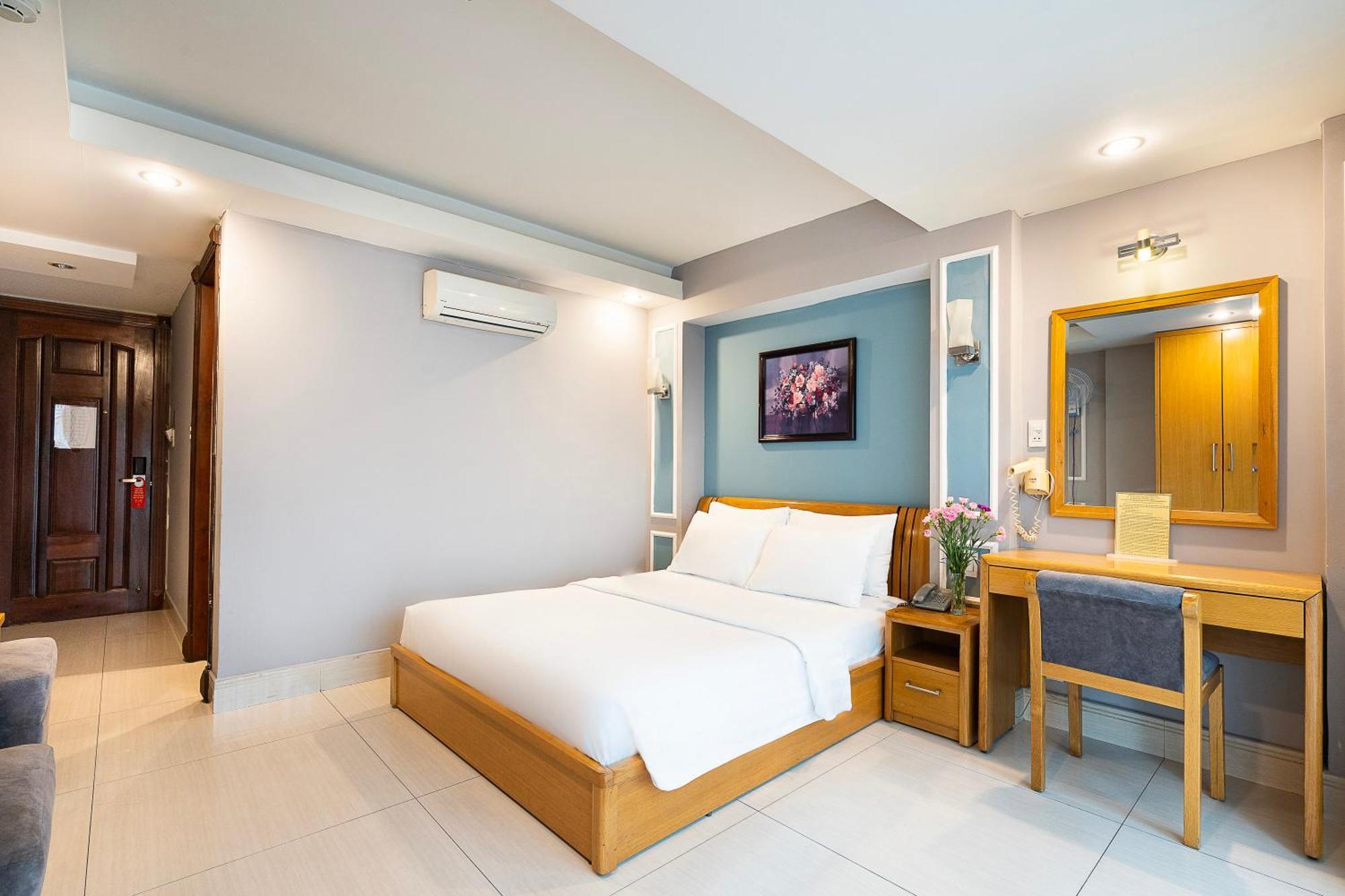 Lucky Star Hotel - Ben Thanh โฮจิมินห์ซิตี้ ภายนอก รูปภาพ